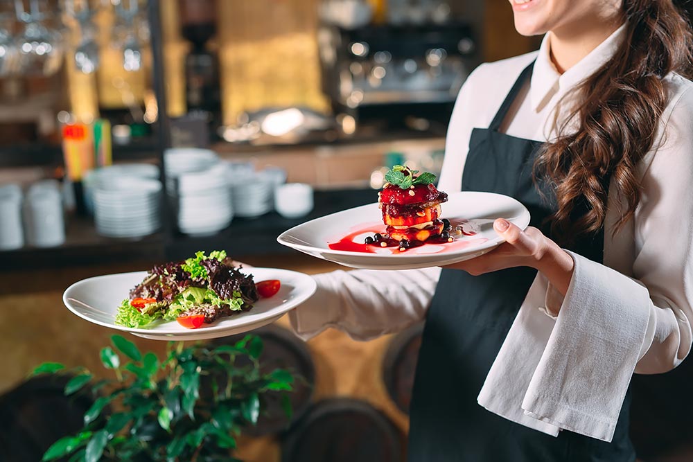 Obsługa gości w restauracji 